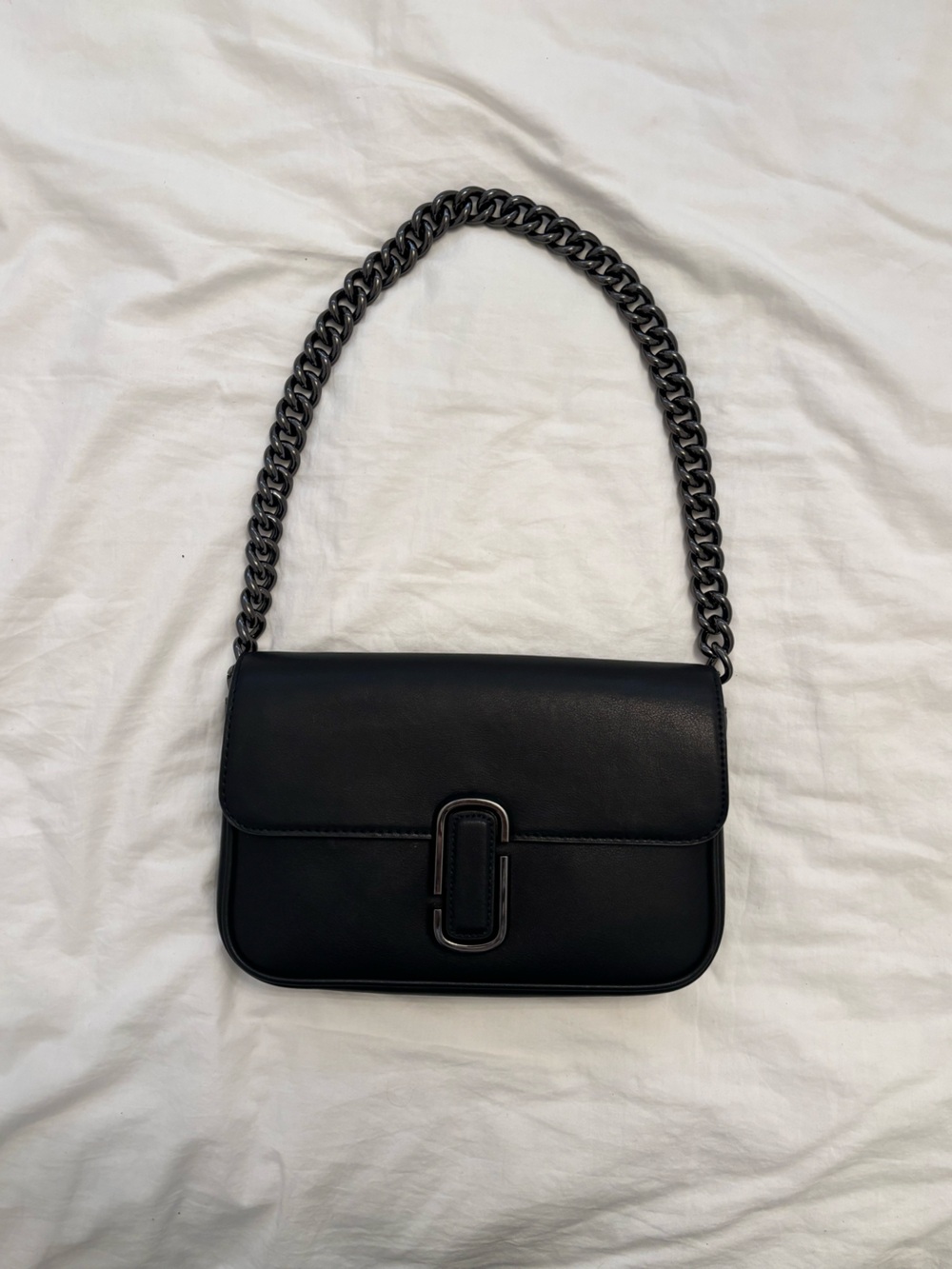Marc Jacobs Black Snap shot Shoulder Bag with Gunmetal Chain Strap